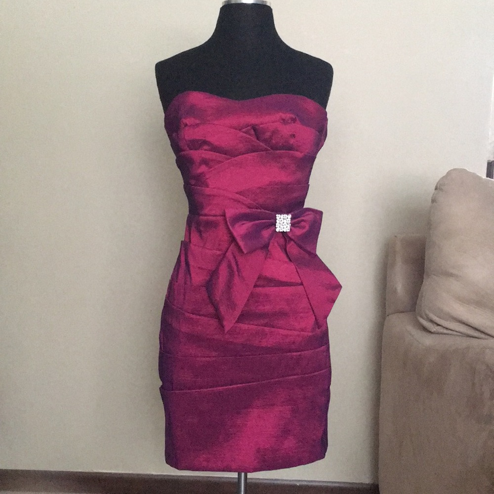 Strapless dress